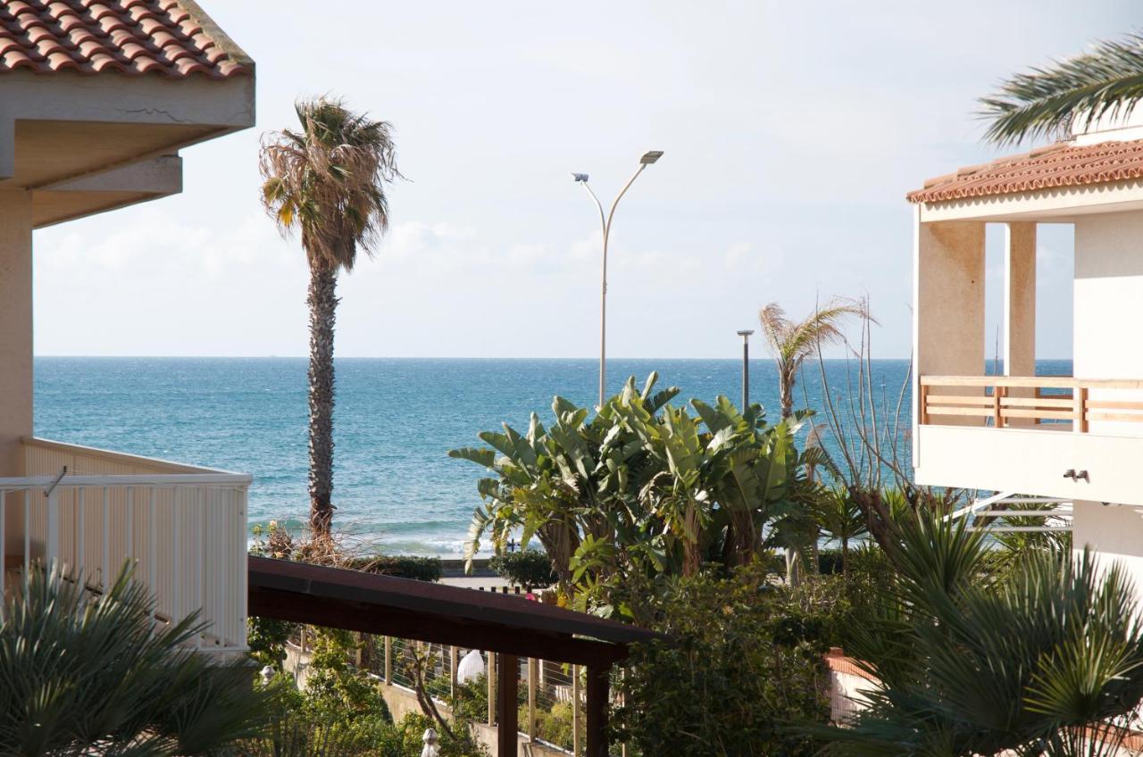 Beachfront Rooms Marina Di Ragusa Exteriér fotografie